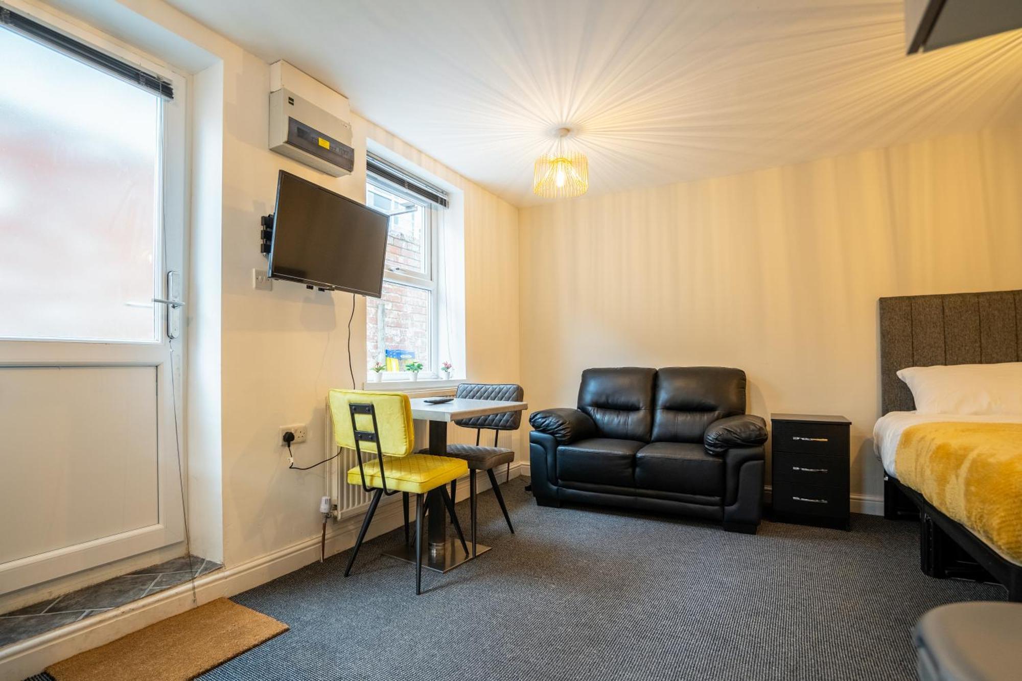 Kunda House In Tyseley Apartment Birmingham Exterior foto
