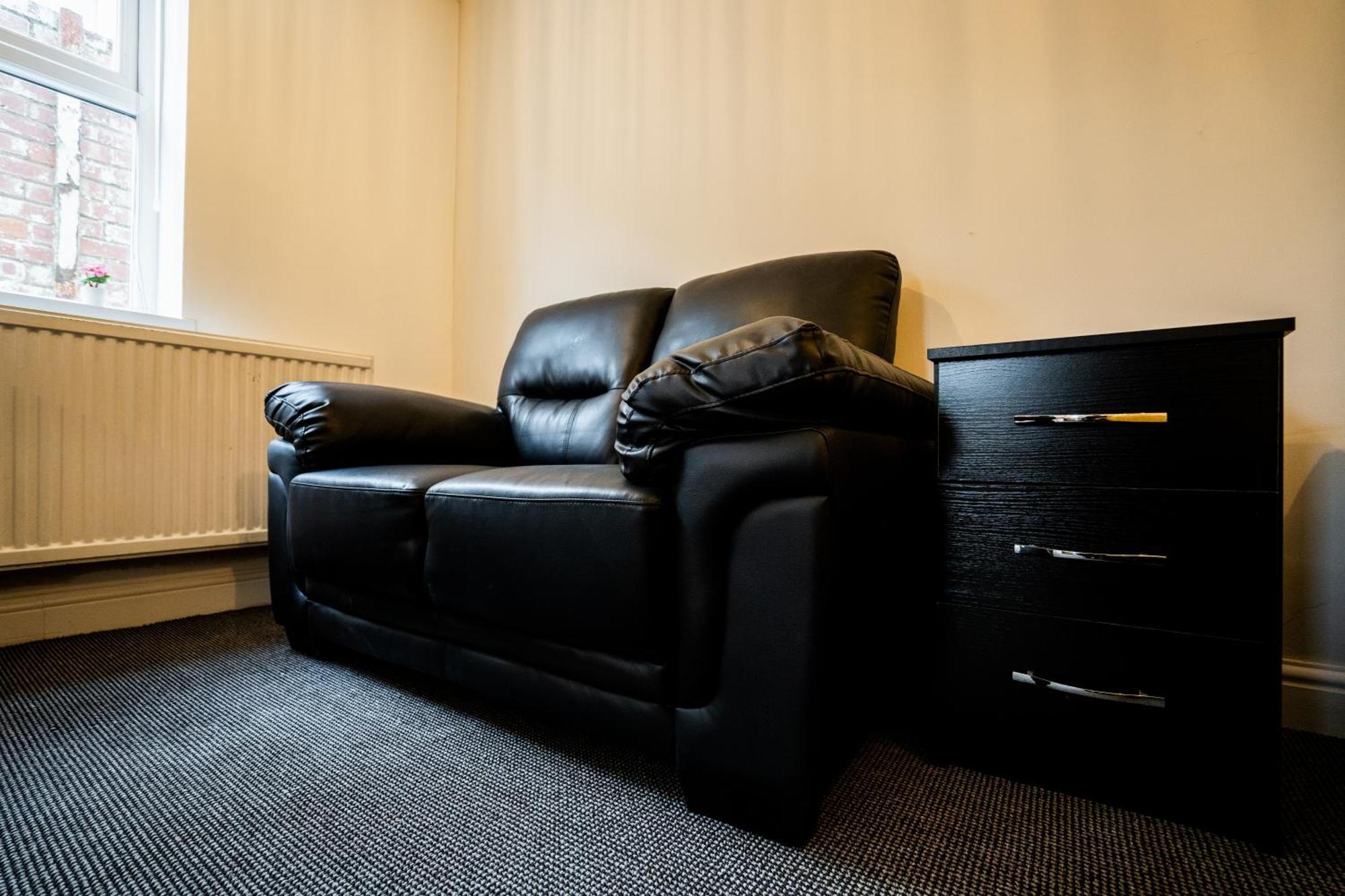 Kunda House In Tyseley Apartment Birmingham Exterior foto